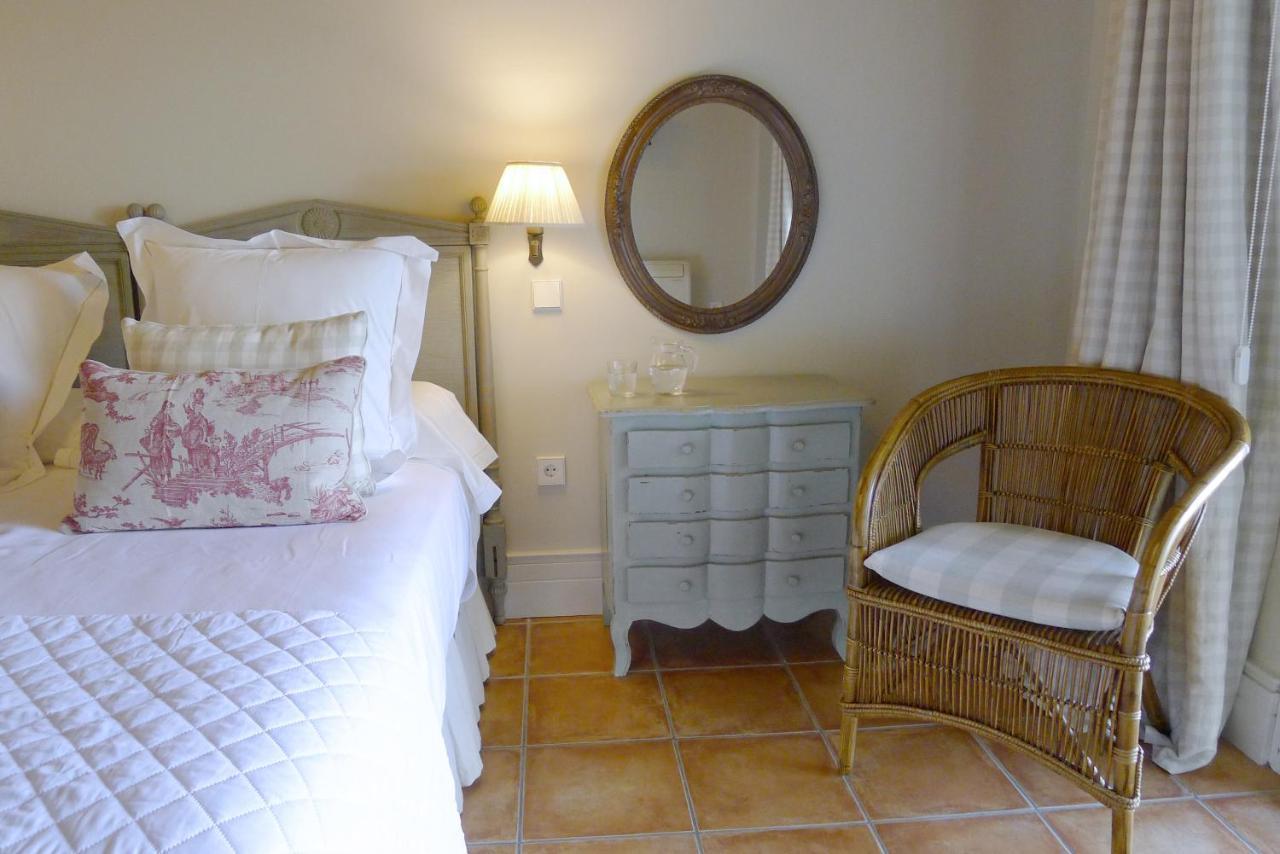 Lalisea Pension Talaveruela Buitenkant foto
