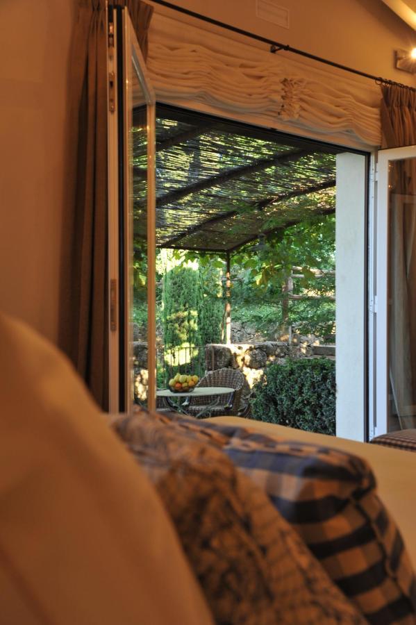 Lalisea Pension Talaveruela Buitenkant foto