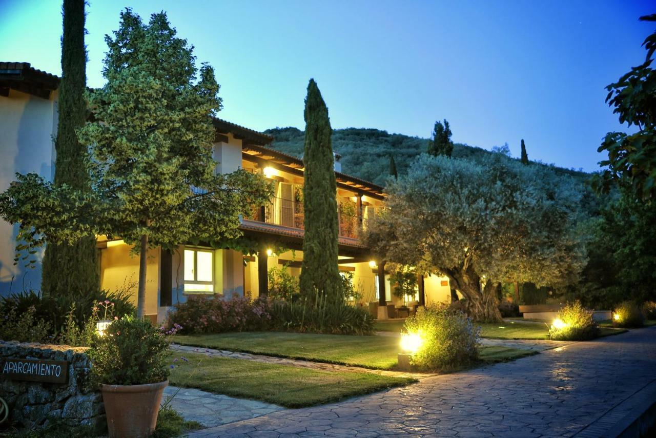 Lalisea Pension Talaveruela Buitenkant foto