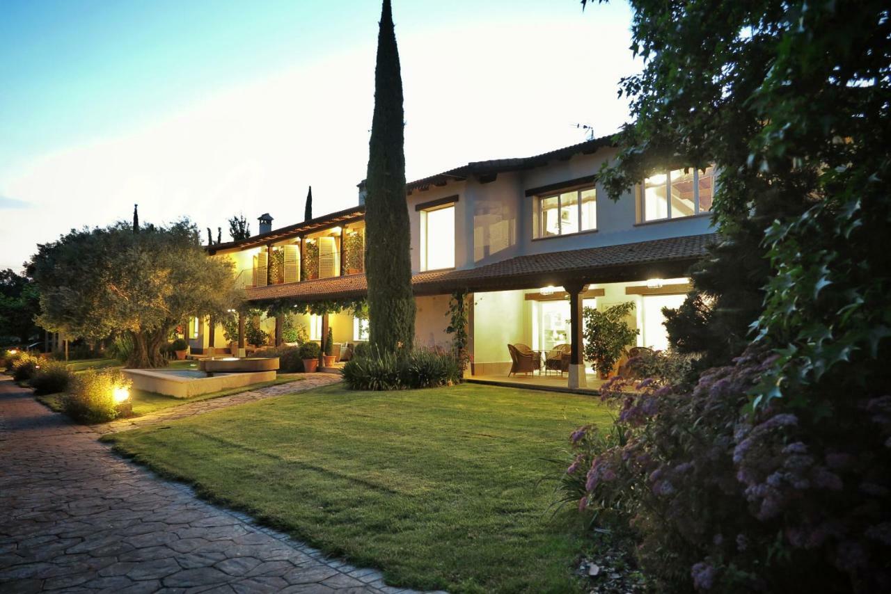 Lalisea Pension Talaveruela Buitenkant foto